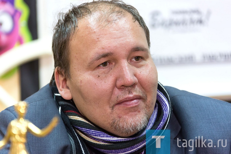 Фестиваль документального кино «Россия»

Андрей Титов
