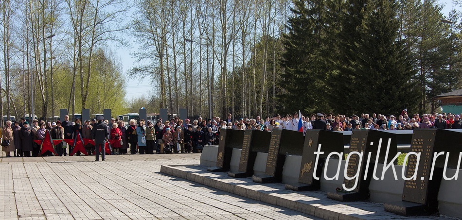 Митинг на мемориале центрального городского кладбища «Рогожино»