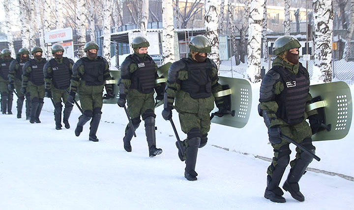 Женский спецназ в ИК-6 Нижнего Тагила. Архив
