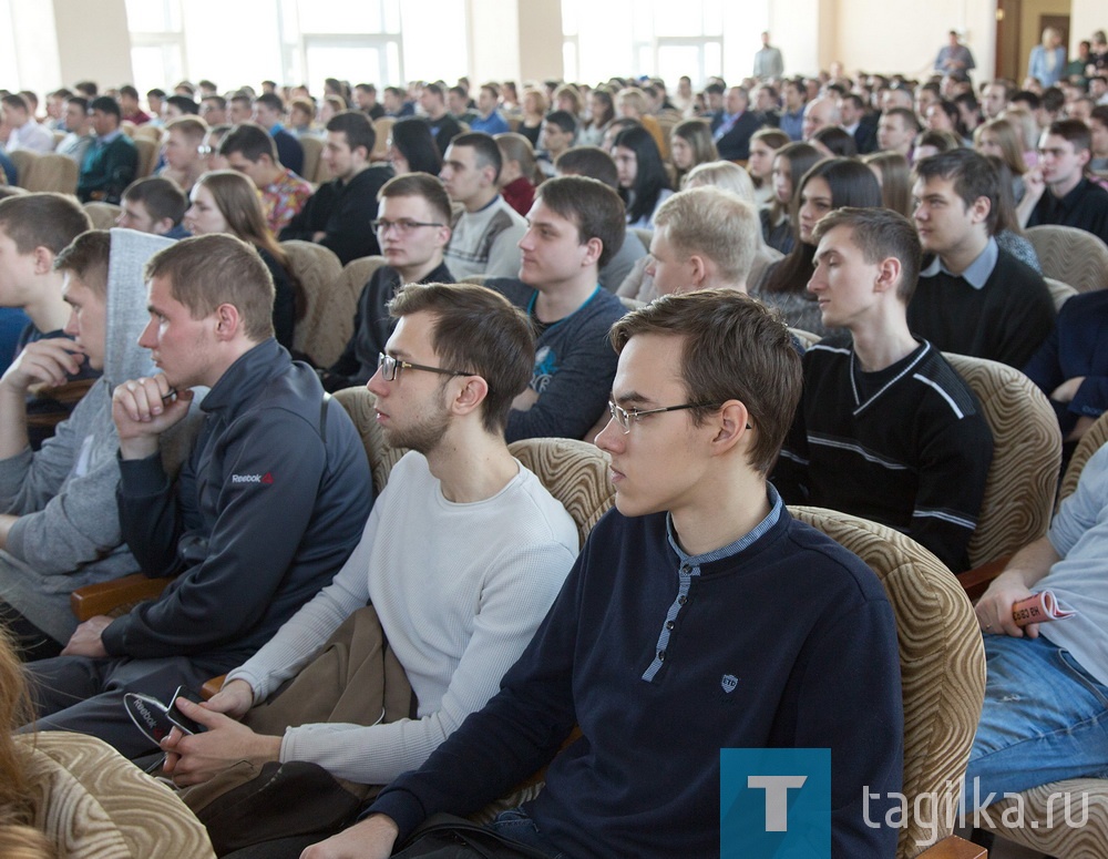 В Нижнетагильском технологическом институте вручена стипендия имени Евгения Зудова