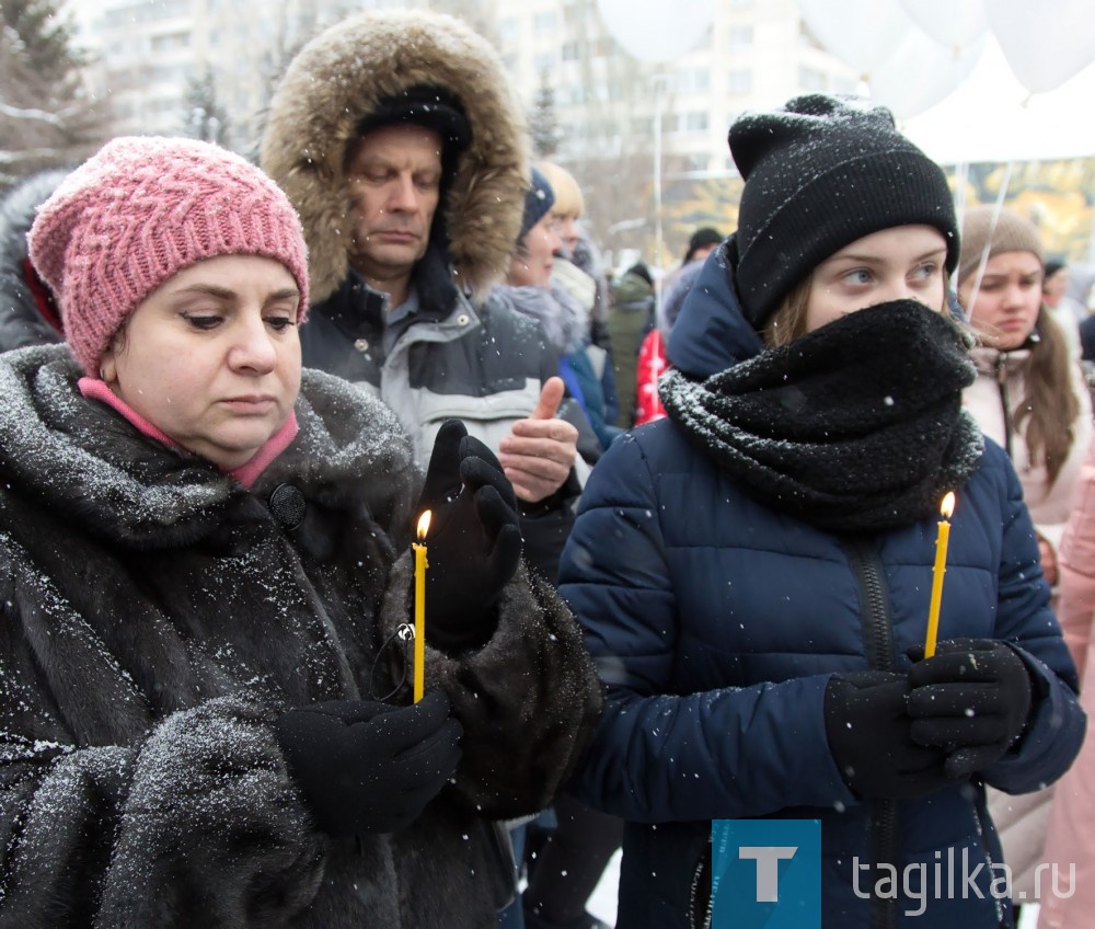  «Минута молчания» в память о погибших на пожаре в Кемерово