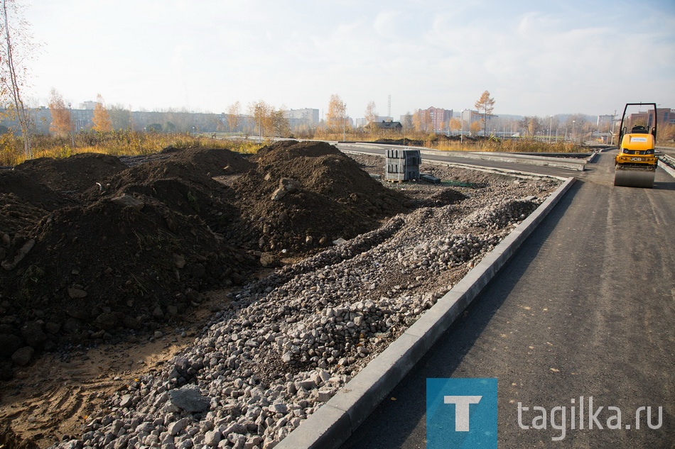 Работы в парке "Народный" продолжаются