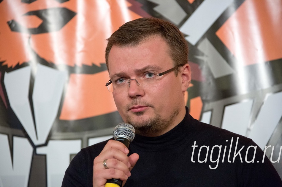 Встреча ХК "Спутник" с болельщиками