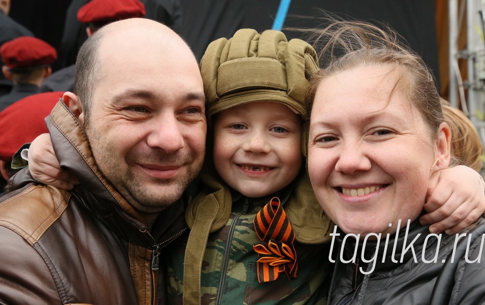 Великой Победе-70 лет ! Тагильчане празднуют Победу!