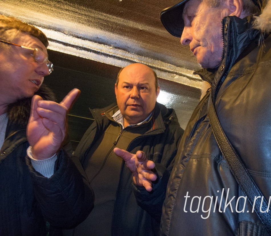 Собрание председателей гаражных кооперативов.