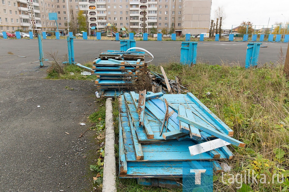 Корт на Володарского. Реконструкция.