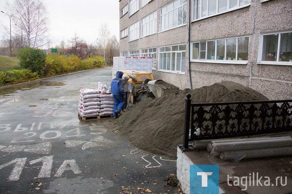 Глава города Владислав Пинаев встретился с педагогическим коллективом школы № 55