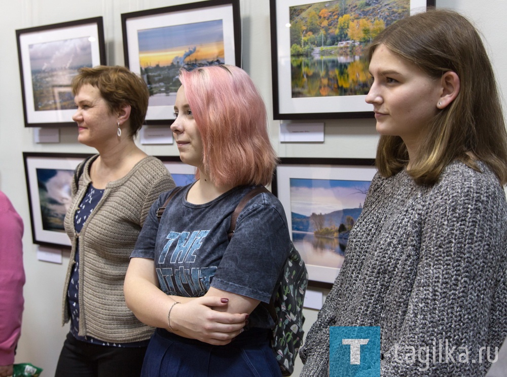 Шел по Нижнему Тагилу фотограф…