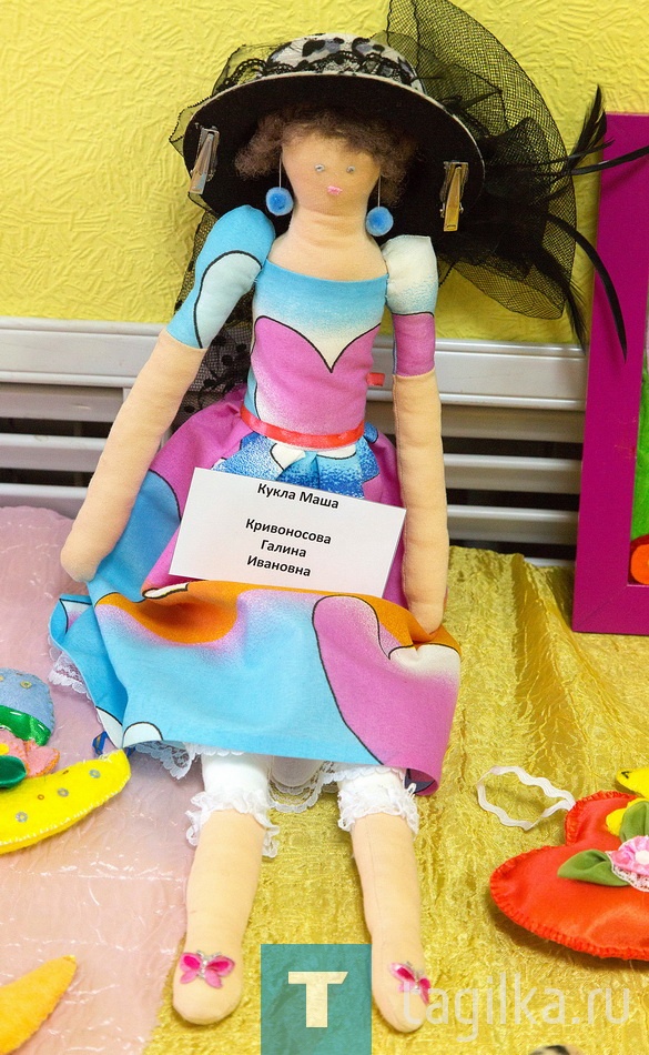 Выставка кружка "Затейница".