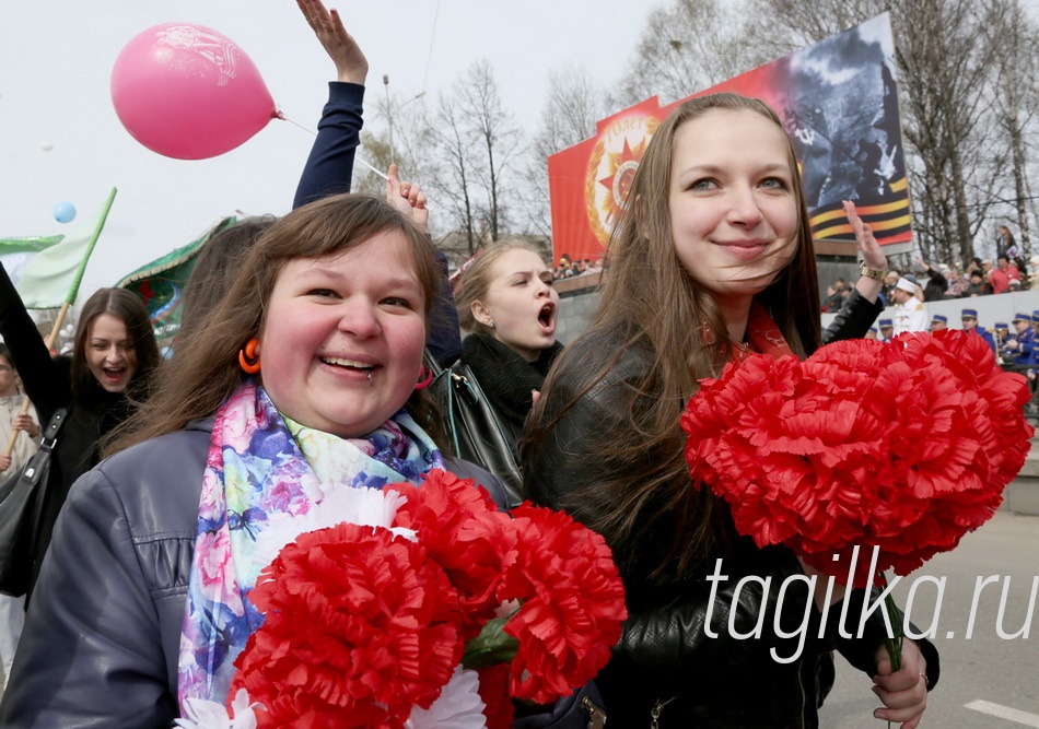 Великой Победе-70 лет. Военный  парад и демонстрация. Н-Тагил.
