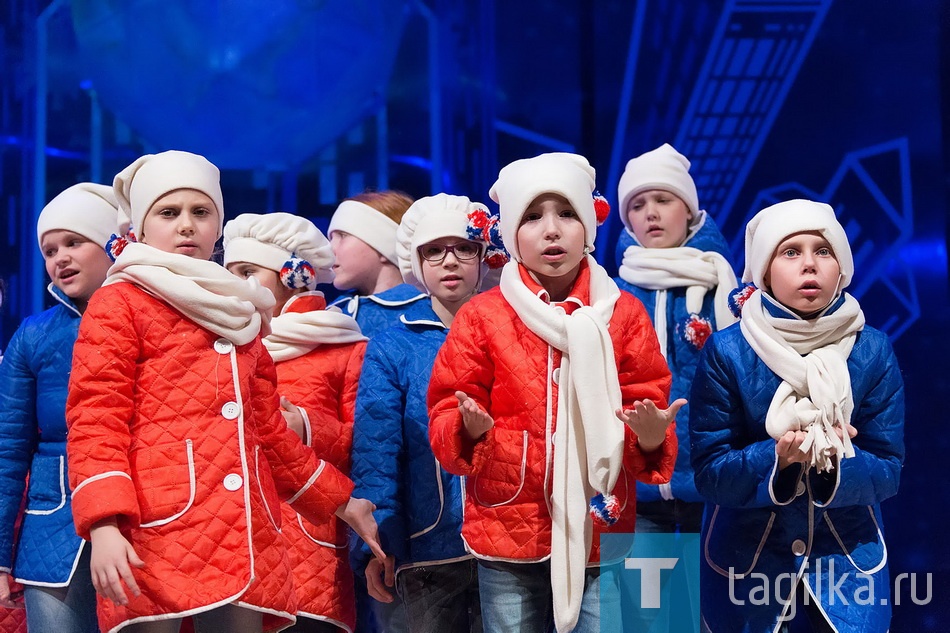 Новогодний спектакль ”Хранители Нового года”