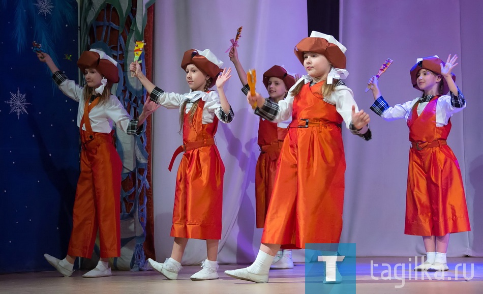 Новогодний спектакль ”Хранители Нового года”