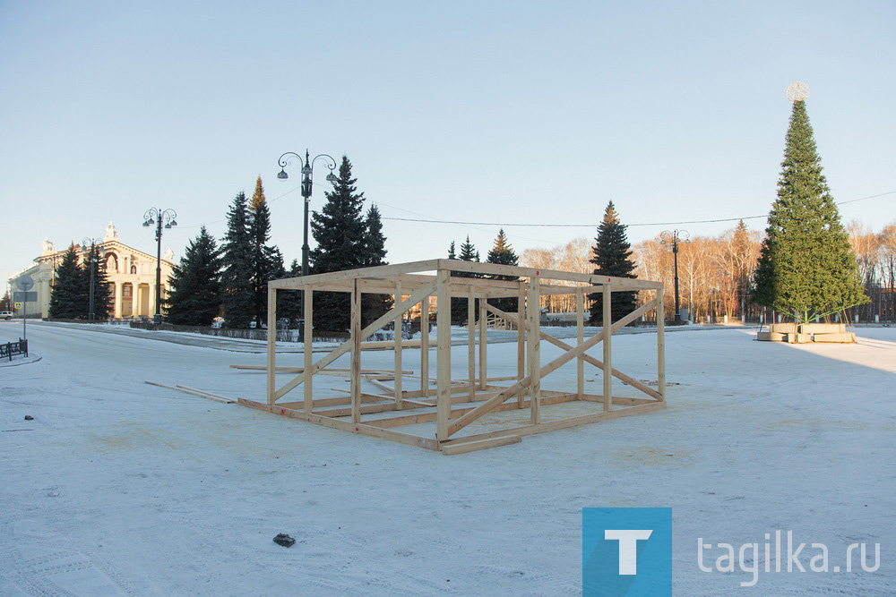 В Нижнем Тагиле строится ледовый городок