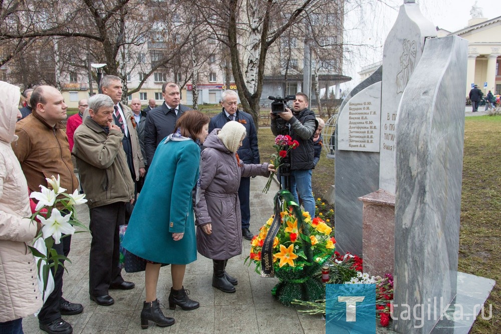 Почтили память погибших в авиакатастрофе 1993 года