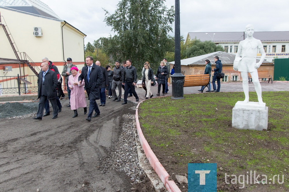 Объезд объектов Ленинского района Главой города