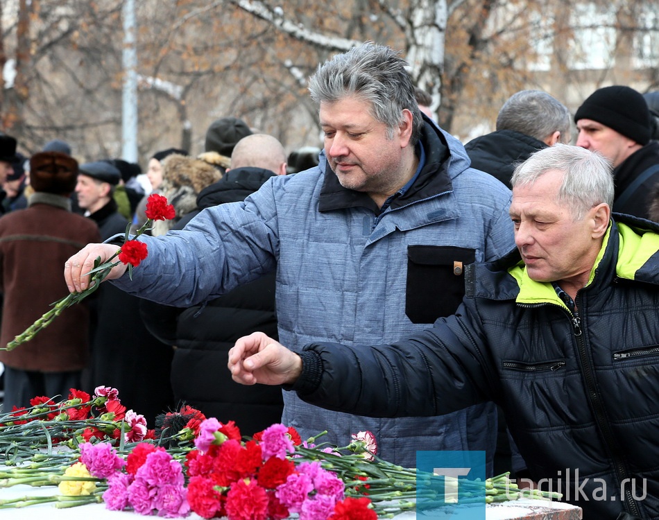 Митинг, посвященный 28-й годовщине вывода советских войск из Афганистана