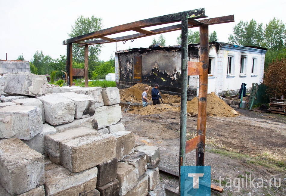 Сгорел дом по ул.Бурщиков.
