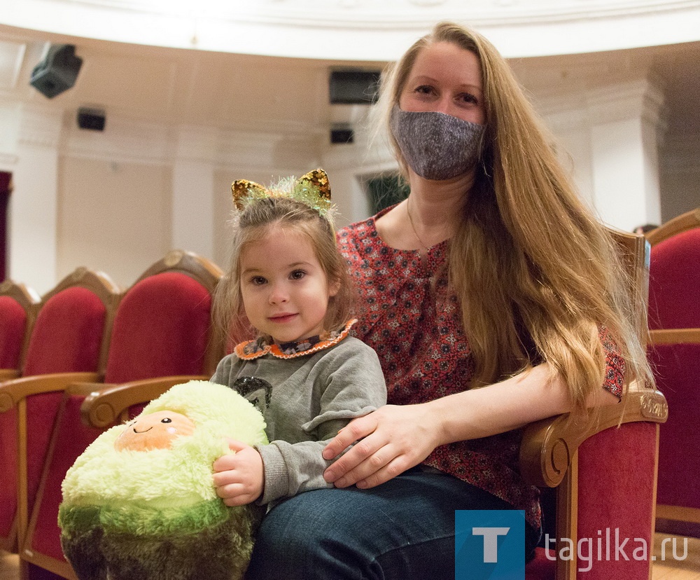 «Сказочный калейдоскоп» в Нижнетагильском драматическом театре