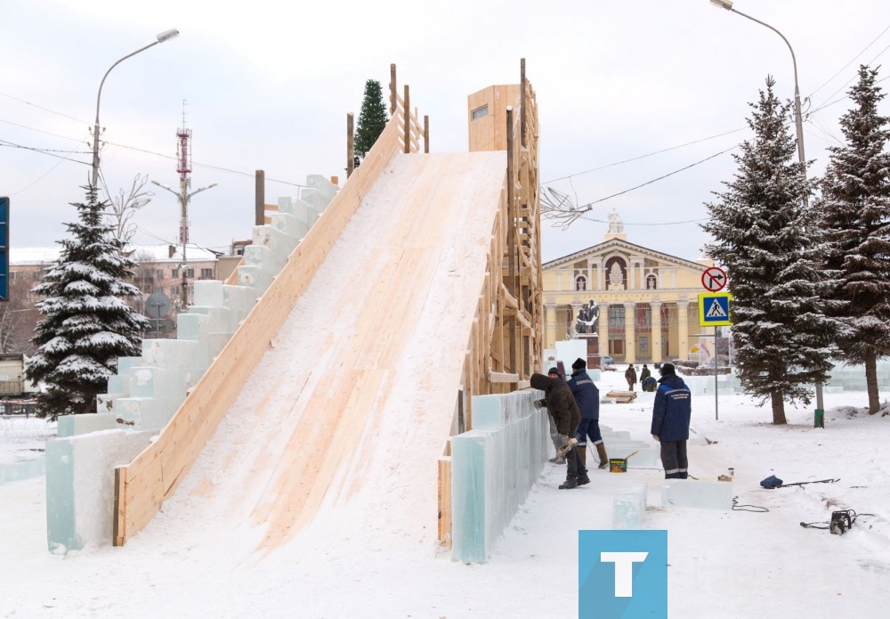 Ледовый городок на Театральной площади. 13.12.2017