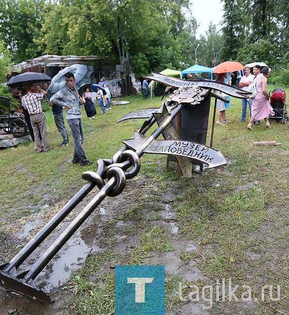 К Дню города в Нижнем Тагиле установят семь новых навигационных указателей и скульптурных вывесок