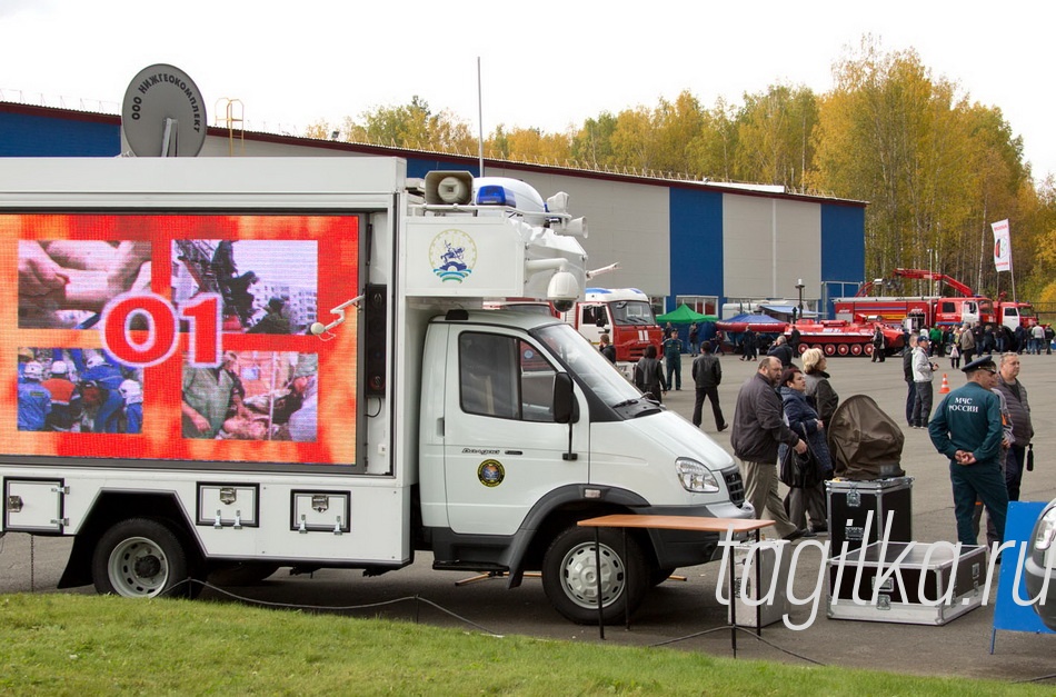 RAE 2015. Экспозиция на открытых площадках