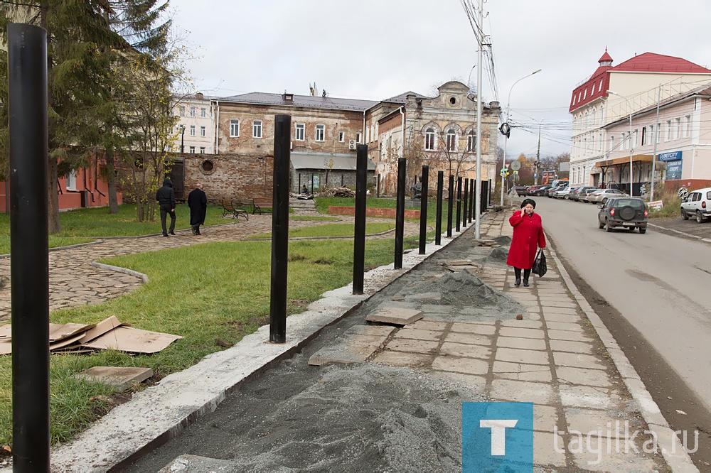 Сквер парковой скульптуры советского периода