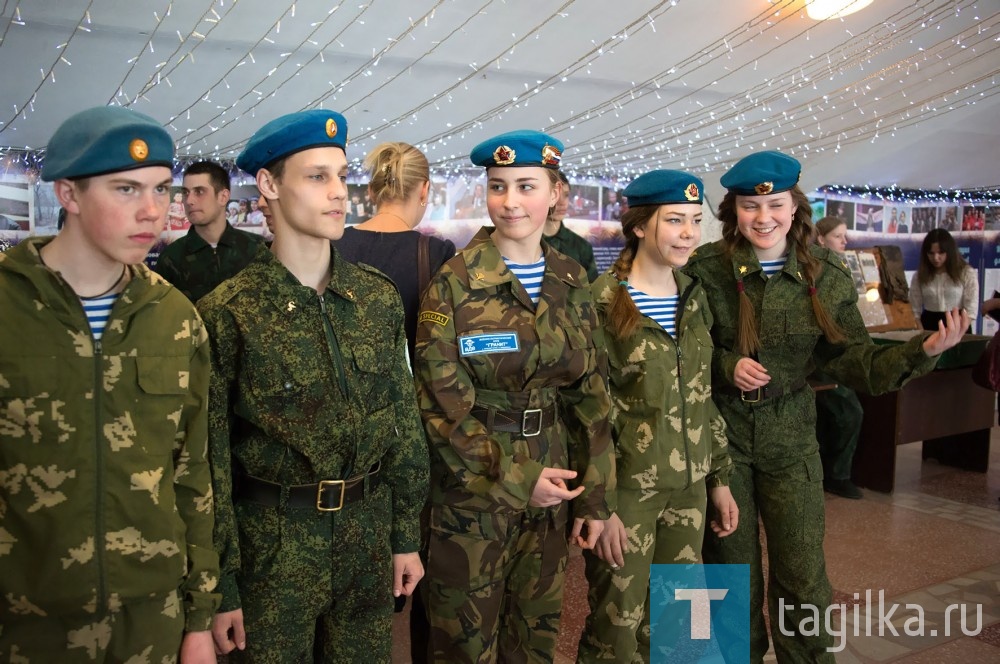 Сегодня, 16 марта, в городском дворце детского и юношеского творчества тагильчане и гости города отмечали 20-летие поискового объединения «Соболь»