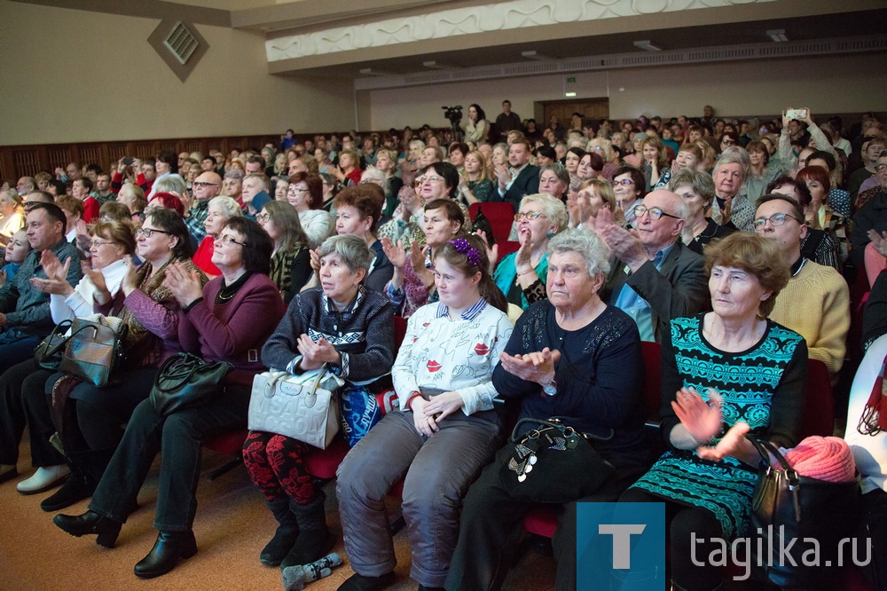 Международный день инвалидов. Городское собрание