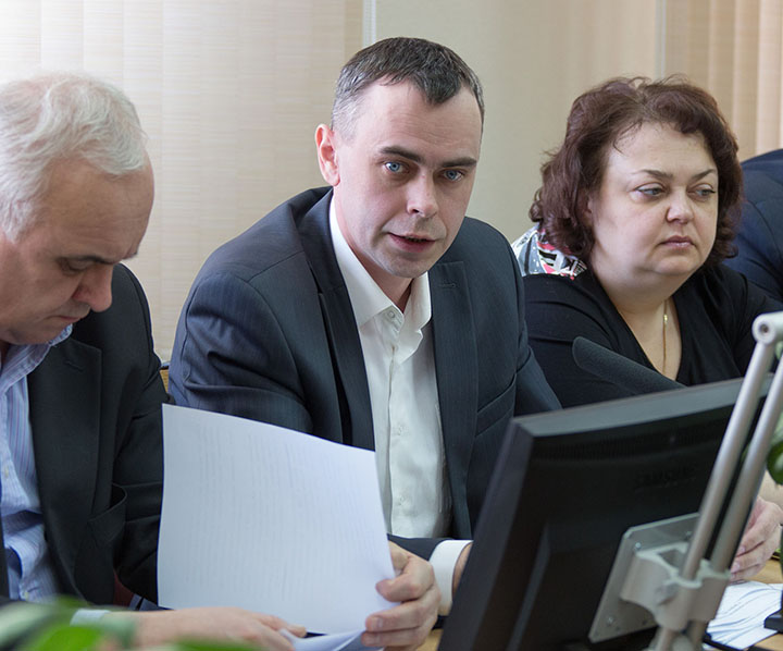 От дорожных карт не уклоняться!
