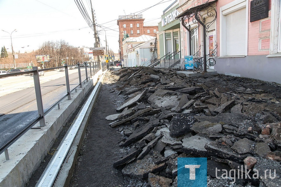 Завершен ремонт подпорной стены на проспекте Ленина