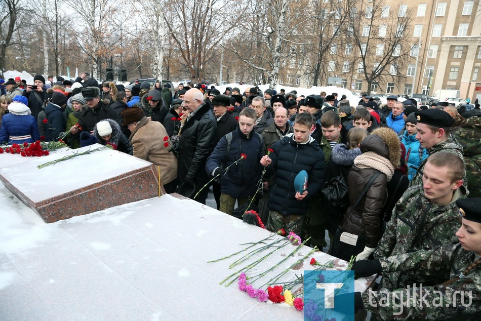 Митинг, посвященный 28-й годовщине вывода советских войск из Афганистана