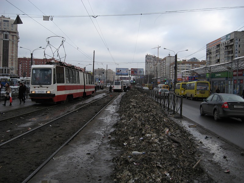 Куйвашев взялся за приборку Екатеринбурга