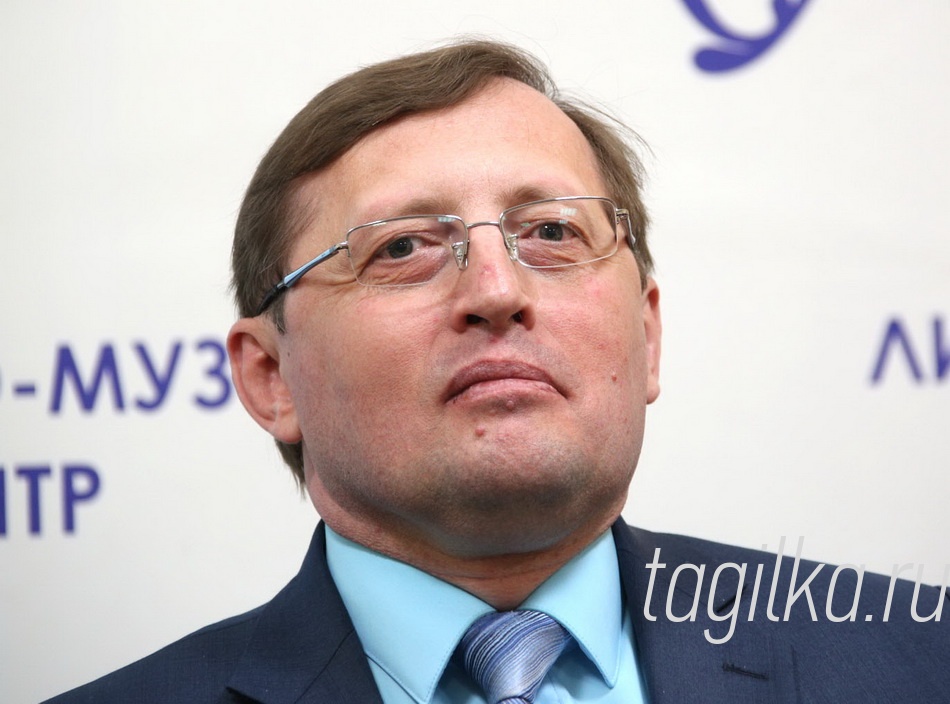 «Возьмемся за руки, друзья…». Пресс-конференция

Павел Креков