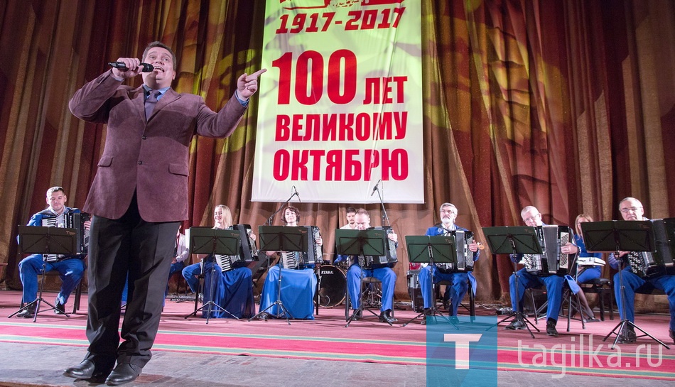 100 лет Октябрьской революции