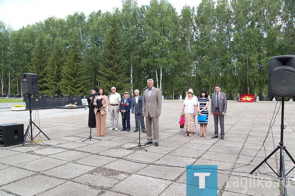 Траурный митинг. Мемориал "Рогожино"