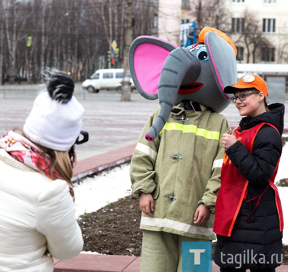 Противопожарная ярмарка "Город без пожаров".