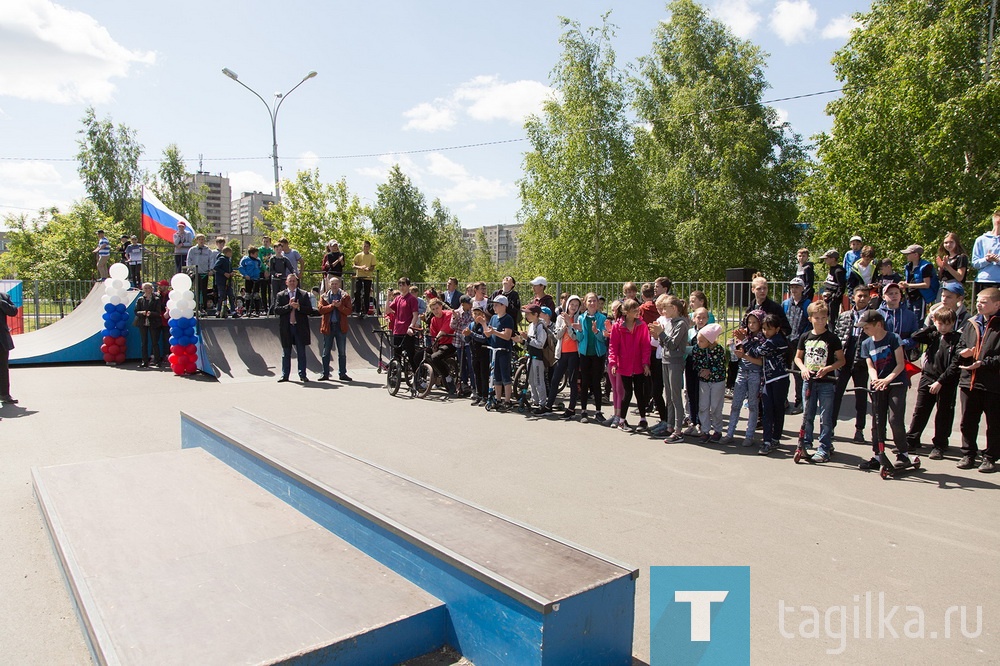 В парке Победы официально открылся скейт-парк