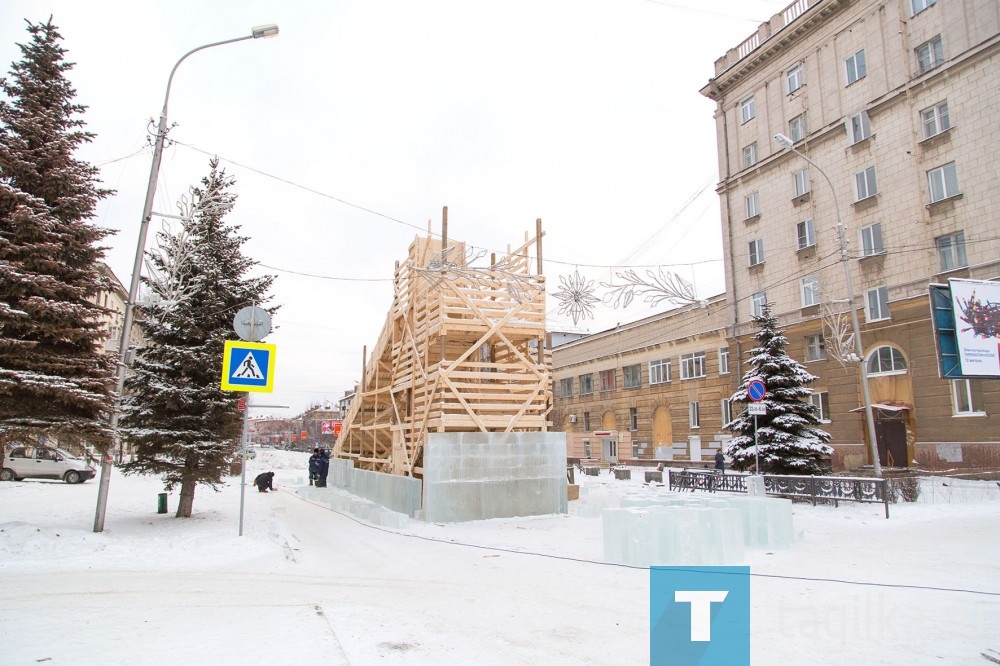 Ледовый городок на Театральной площади. 13.12.2017