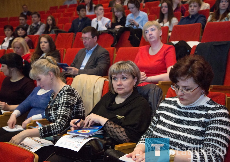 Сегодняшнее предварительное партийное голосование «Единой России» собрало представителей различных возрастов, профессий и сфер деятельности