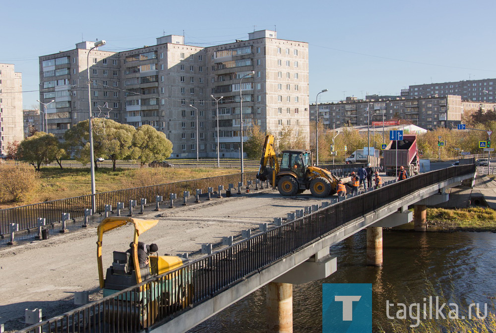 Движение по мосту на улице Красноармейской в Нижнем Тагиле откроют в конце октября