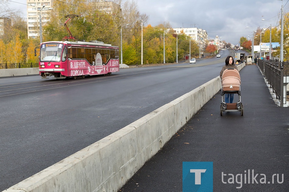 Мост по Фрунзе. 10.10.2016.