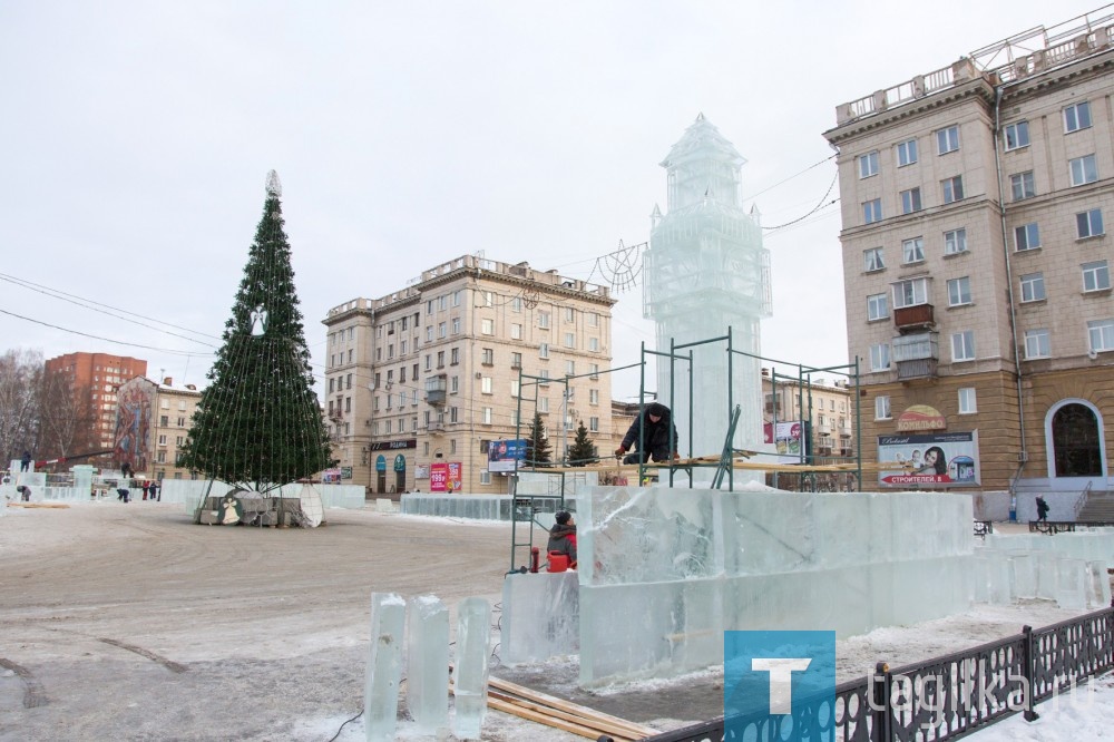 Строительство ледового городка. 12.12.2018.