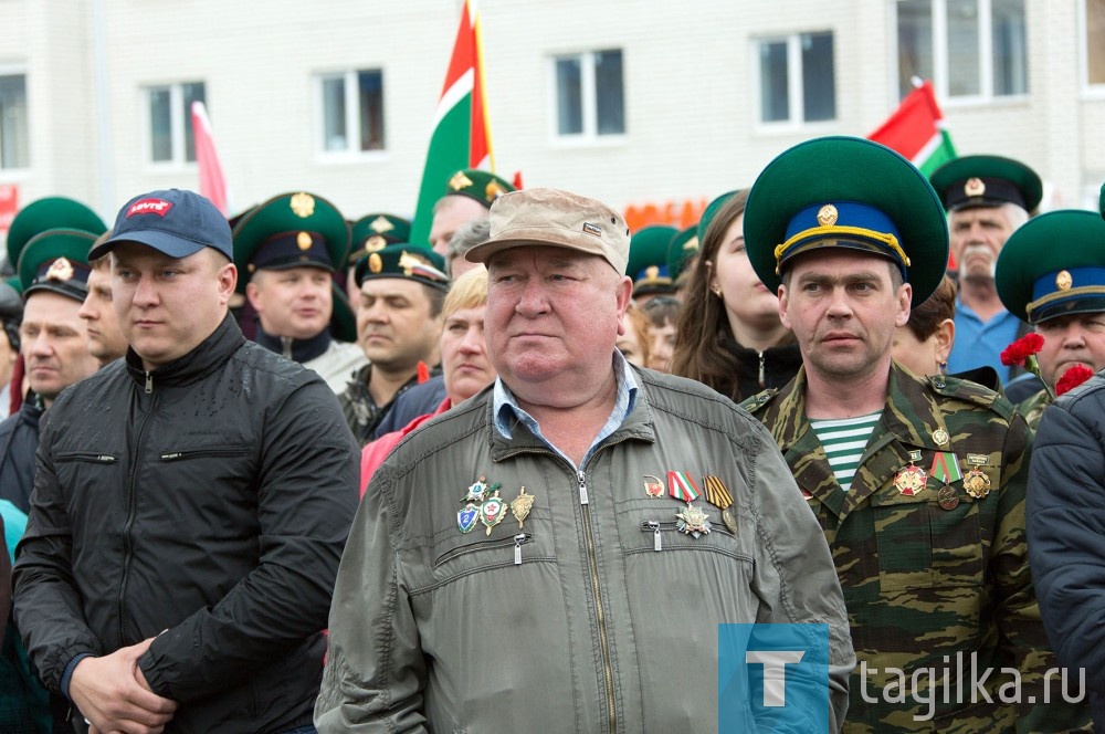 В парке Победы открыли монумент пограничникам