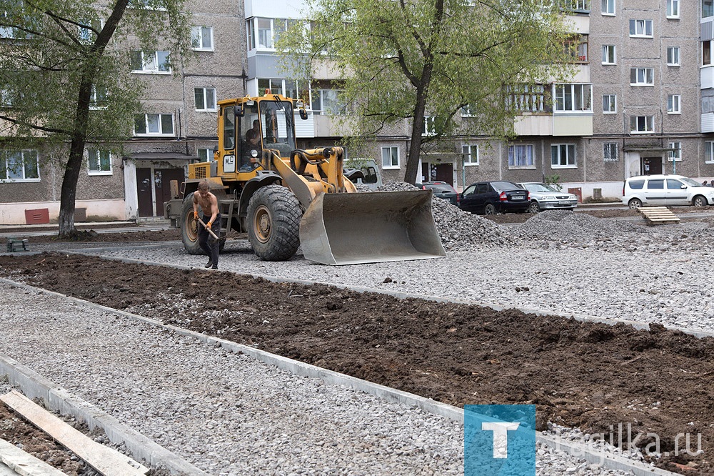 Благоустройство дворов на улице Ермака