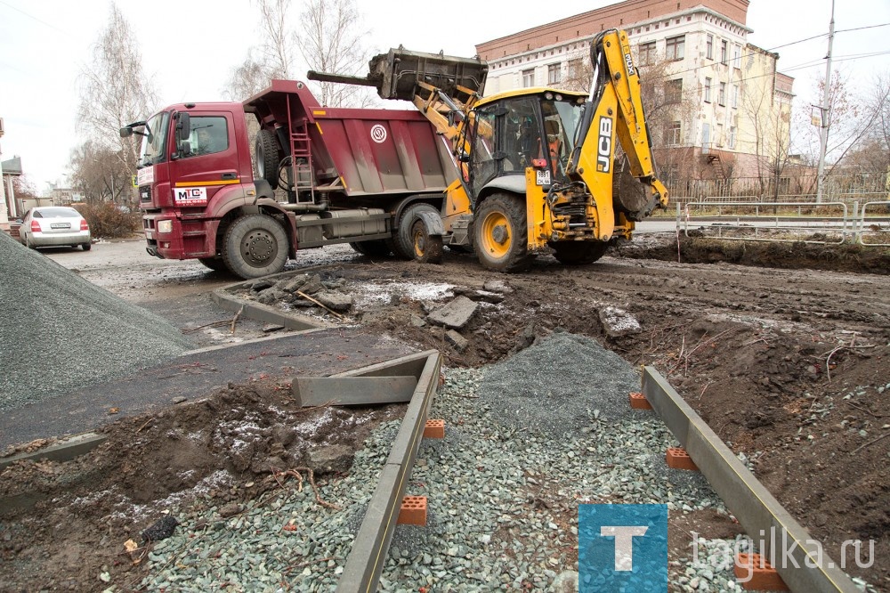 Благоустройство дворов. Красноармейская дом 80 и 84.