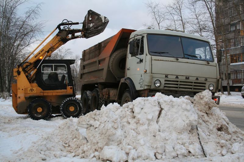 Сергей Носов обязал дорожные службы чистить улицы круглые сутки