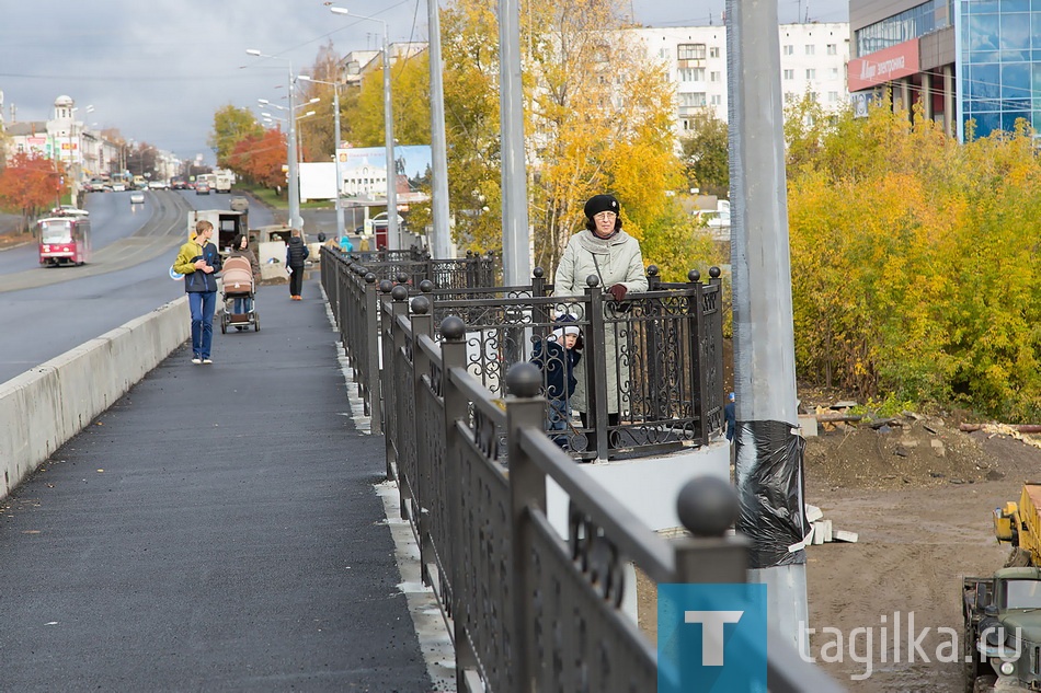 Мост по Фрунзе. 10.10.2016.