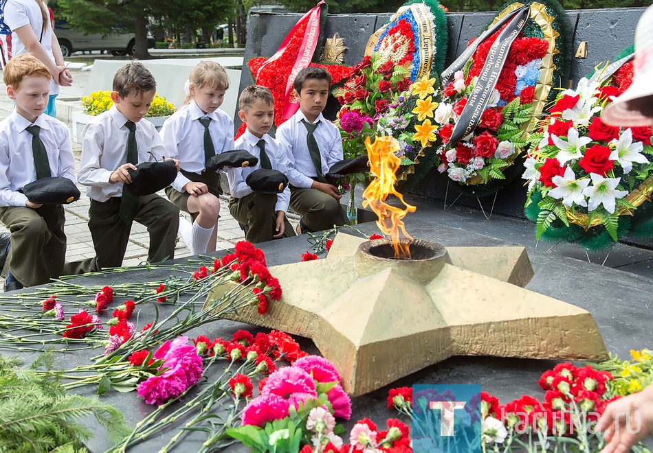 Траурный митинг. Мемориал "Рогожино"