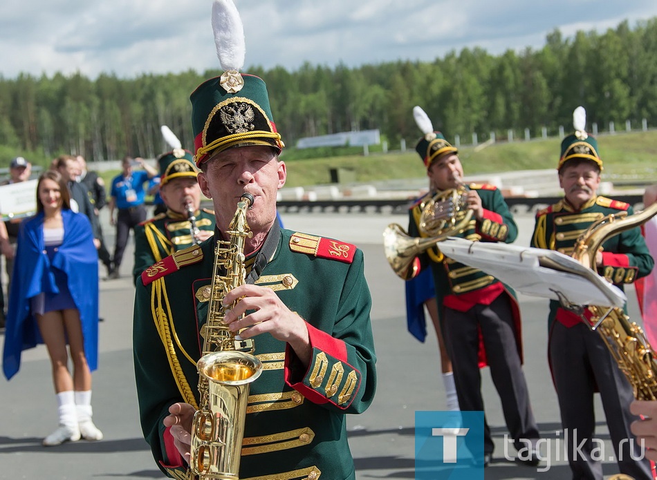 Соревнуются лучшие инкассаторы Сбербанка