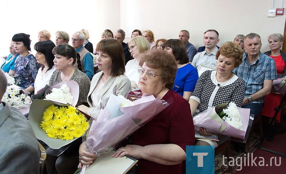 Владислав Пинаев поблагодарил тагильских медиков